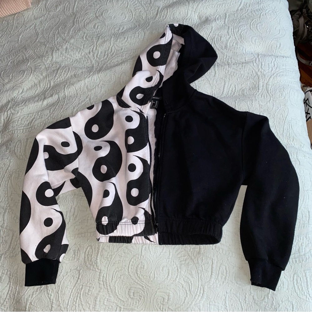 Split Design Yin Yang Zip Up Hooded Sweater Cropped Hoodie XS YinYang Symbol
